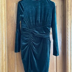 Velvet Dress in Deep Green Express